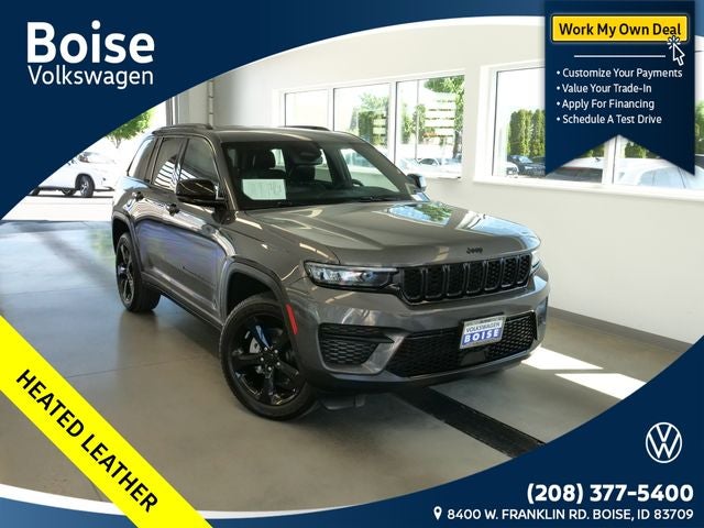 2023 Jeep Grand Cherokee Altitude X in Baltic Gray Metallic Clearcoat — front three-quarter view
