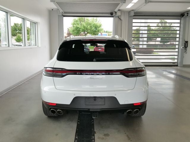 2019 Porsche Macan — detail view